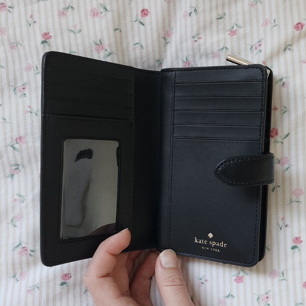 Kate Spade Wallet - Picture 4 of 6